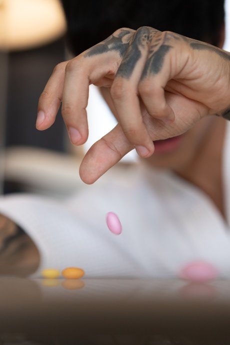 Nueng model art pictures