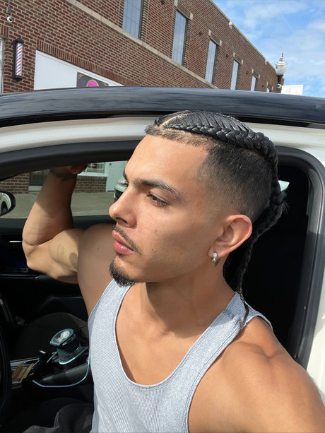 Omar Morales free star photos