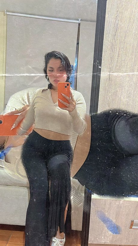 Abbye Mendoza nice actress photo