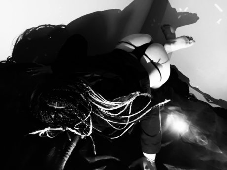 Abril GO 2003 nudes model pic