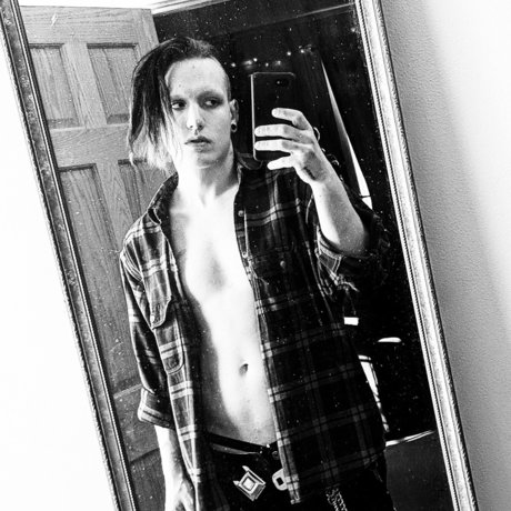 Faceless naked star gallery