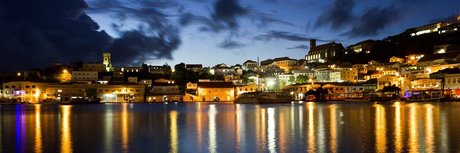 Oliver Lewis beautiful model pic