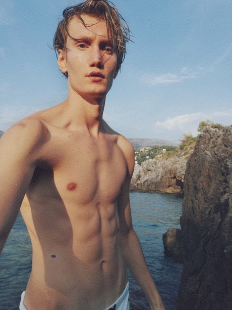 Olick pretty actress img