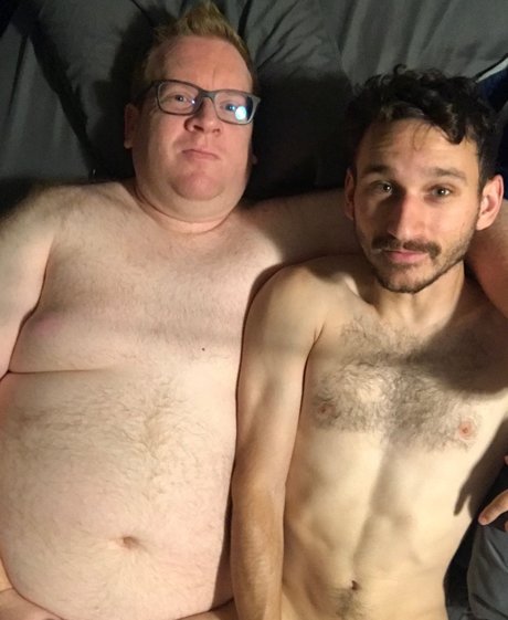 Otter and Bear top pornstar img