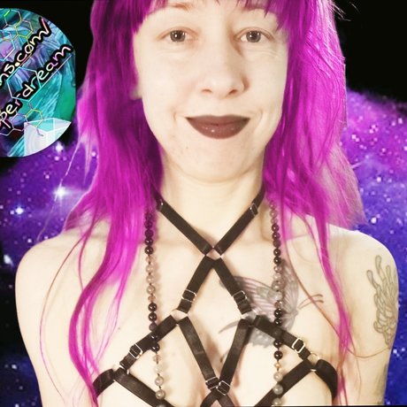 Onyxika Echoes model art image