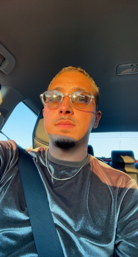 Aladino Reyes pornstar nude archive