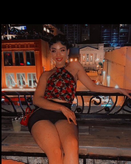 NaastyTingz free pornstar picture