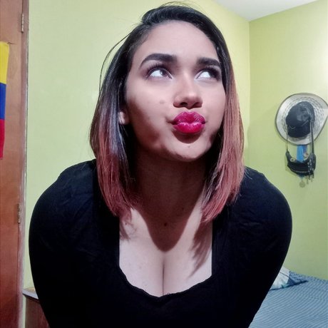 Paola P rez naked model photos