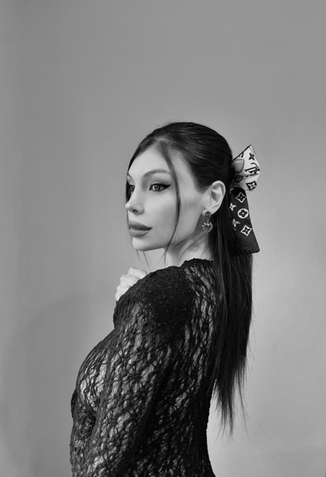 Paola Bello erotic star pictures