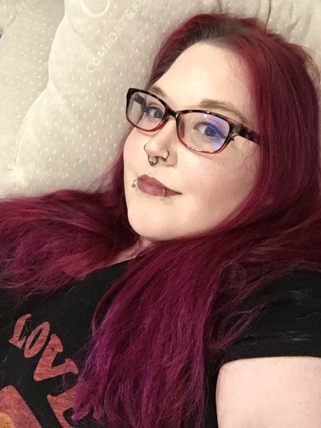 Pandora Luna model sex img