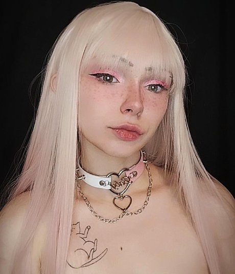 Babi Mochi model perfect images