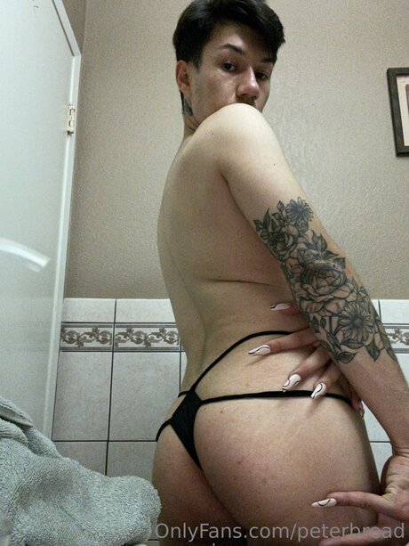 Peter Bread model erotic photo