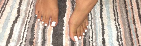 Mr iSvckToes_ model art images