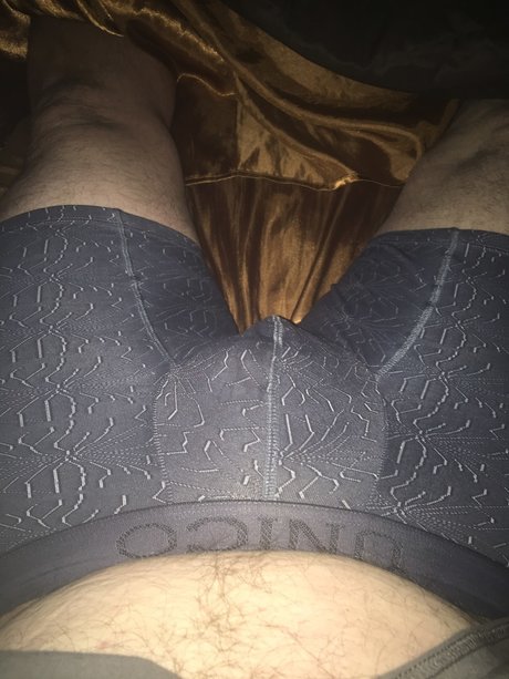 skinny shemale onlyfans top images