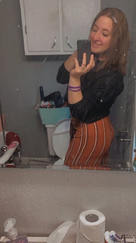 Daddysgirl90 model pretty archive