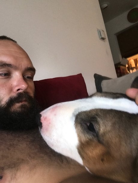 Dadbod86 model beautiful pictures