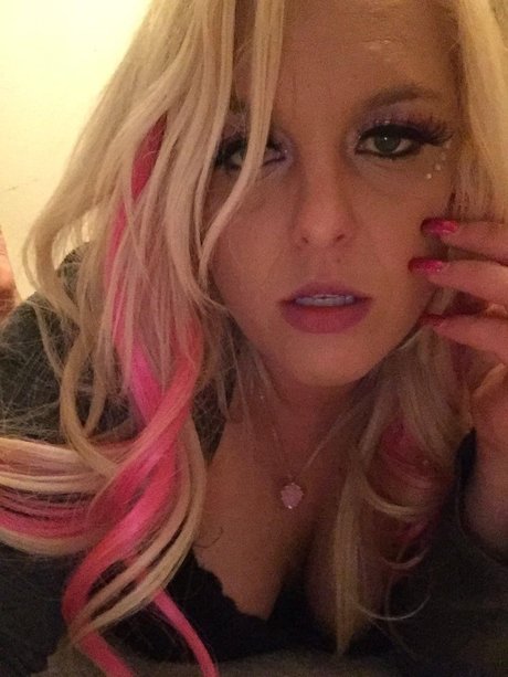 Pink Sprinkle pornstar exclusive image