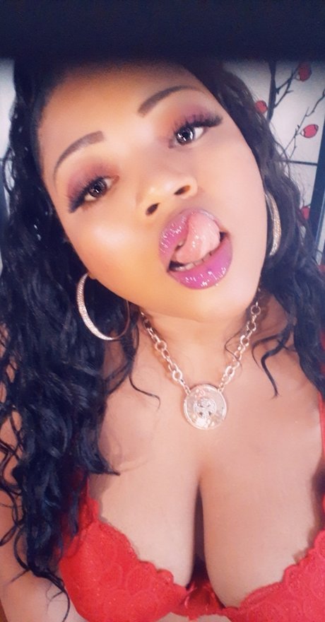 Cherry Pie model nice photo