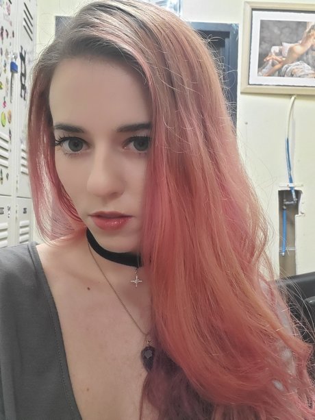 Phenix Blaze xxx model pic