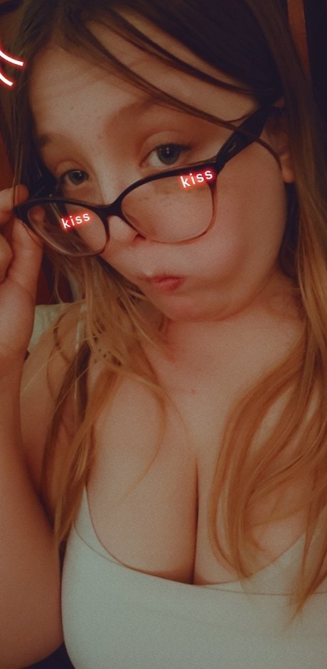 Kara Johnson model beautiful galleries