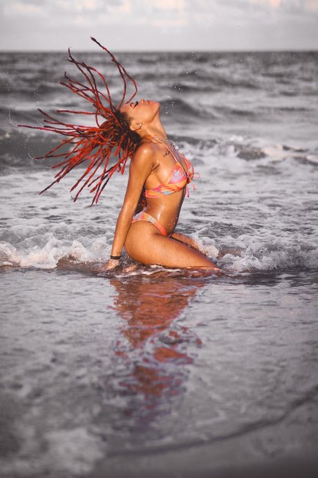 _Make me cum_ art model pic