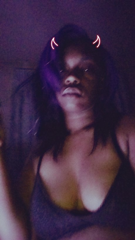 Azula Blue model nude img