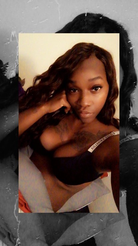 Bald and chocolate nudes star images