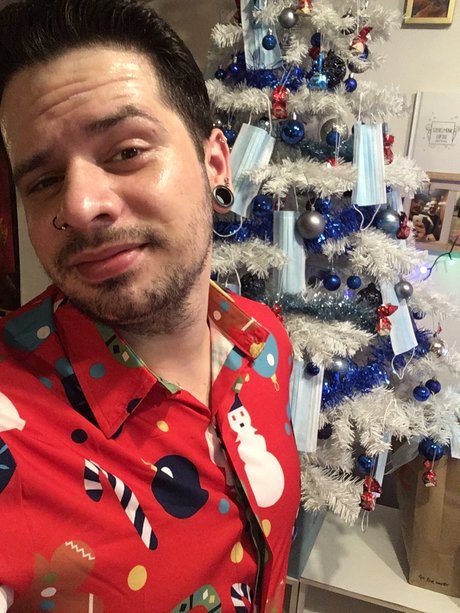 Chris93 xxx star photos