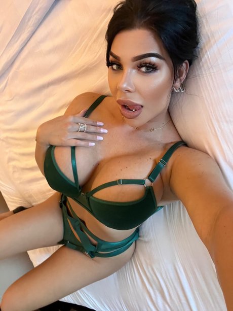 _Platinum Cindy_ xxx actress img