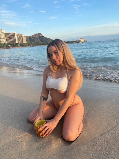 CIERRA SKY nudes star images