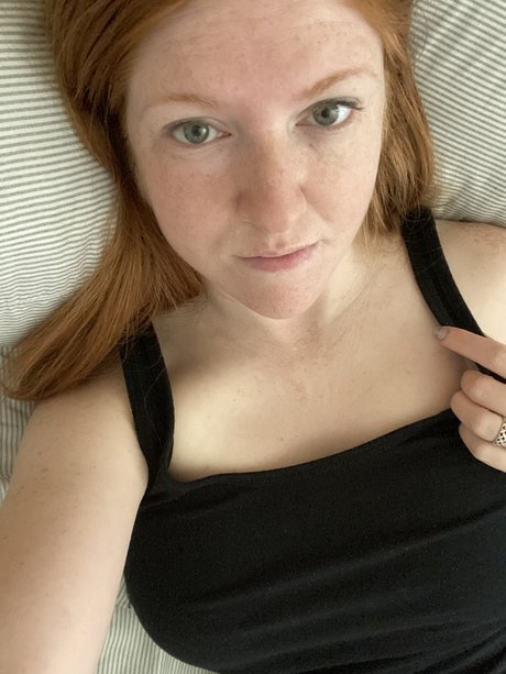 Cherry Redhead pornstar adult pic