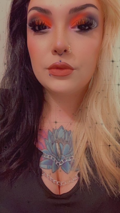 Cici Vixen erotic model archive