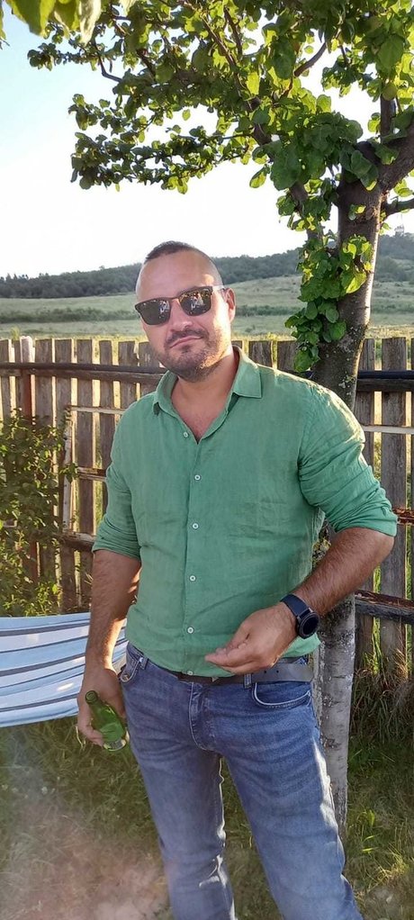 Coressy porn model pic