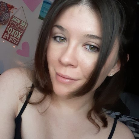 Posha Madalen nice actress picture