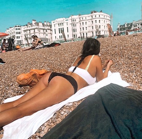 Poppy Mae erotic star pics