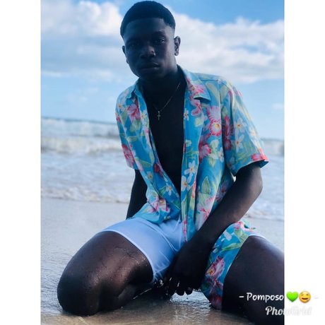 pomposo oficial pornstar sexy photos