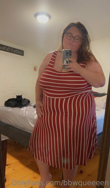 bbwqueeeen model naked image