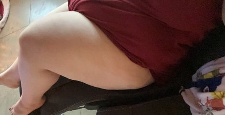 bbwqueeeen nudes actress pic