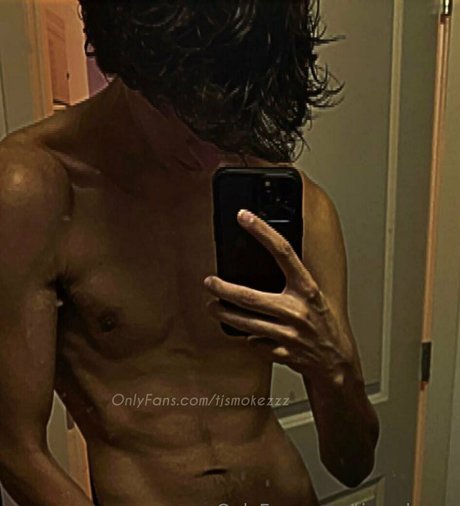 tjsmokezzz pornstar pictures