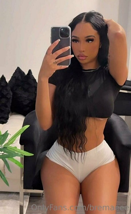 bremaeee pornstar nude image