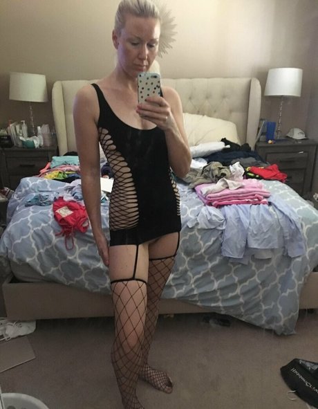 americanhousewife Profile pic