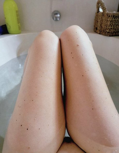 americanhousewife free star gallery