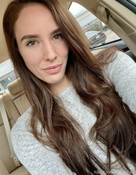 kikiwaters sexy model archive