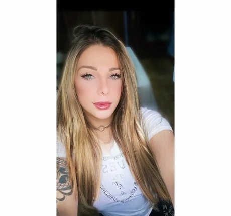 ebony onlyfans nudes img