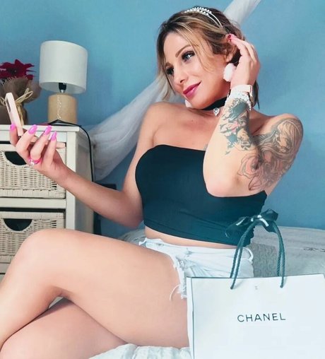 Gabriela Lori model nice pics