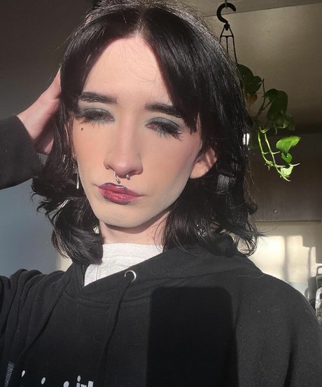 Cherry Darling pornstar sexy images