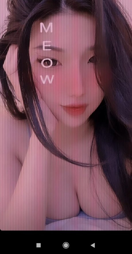 Duyenn Hipp Quick model image