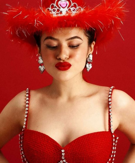 skinny ass onlyfans art naked img