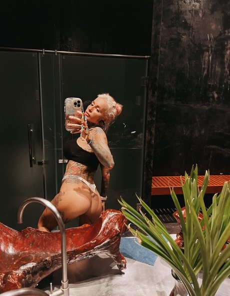 Bantikboy model xxx gallery