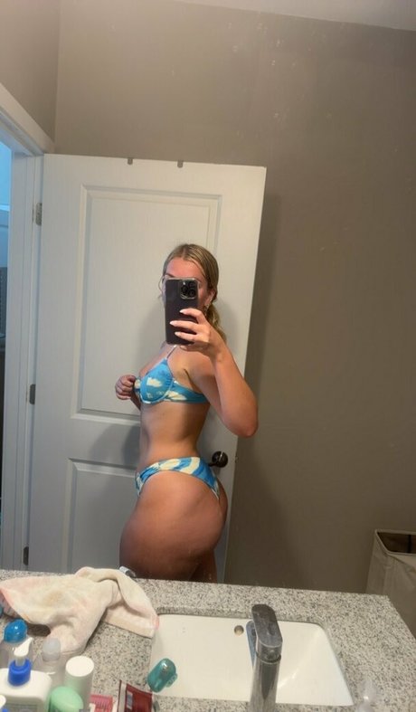 Barbiegirlpawg pornographic model photos